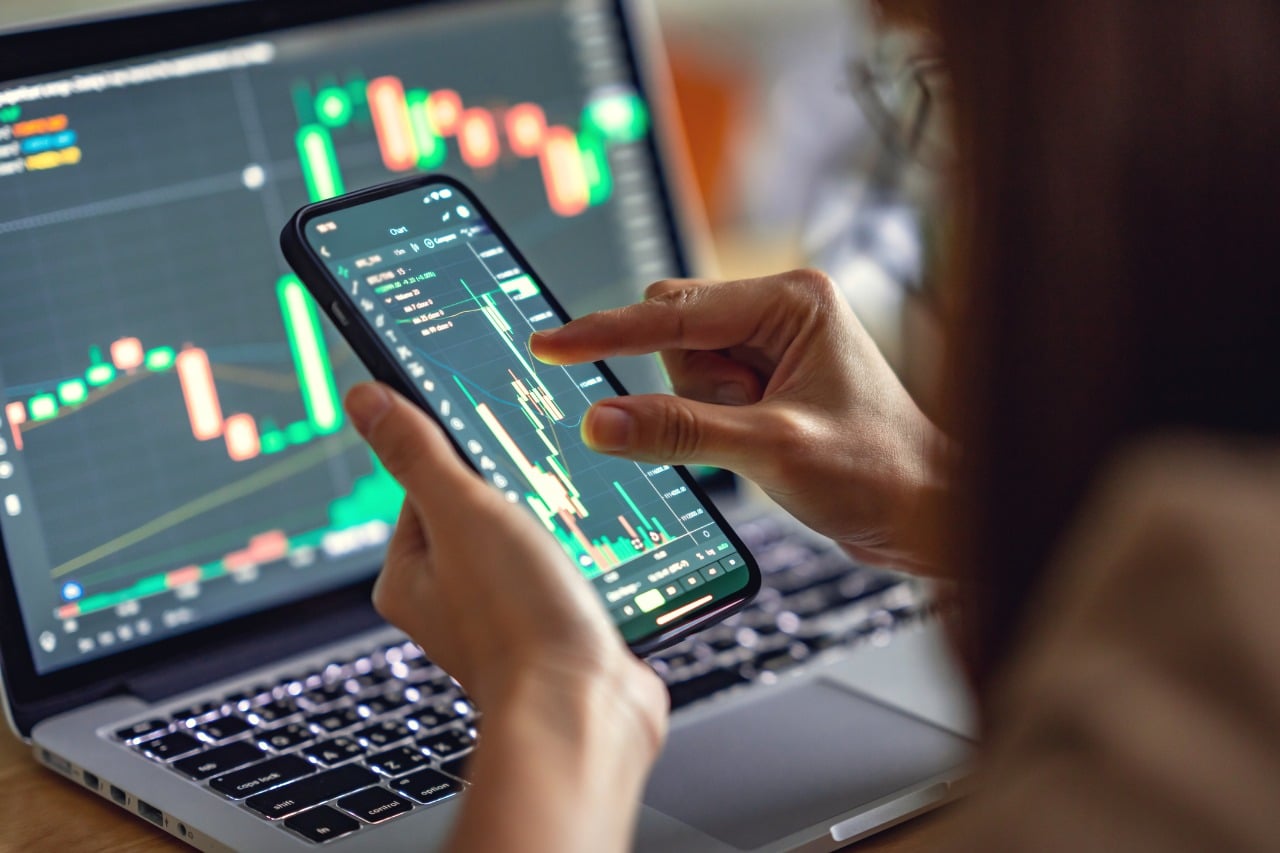 Aprenda a comprar ações e conquiste sua independência financeira